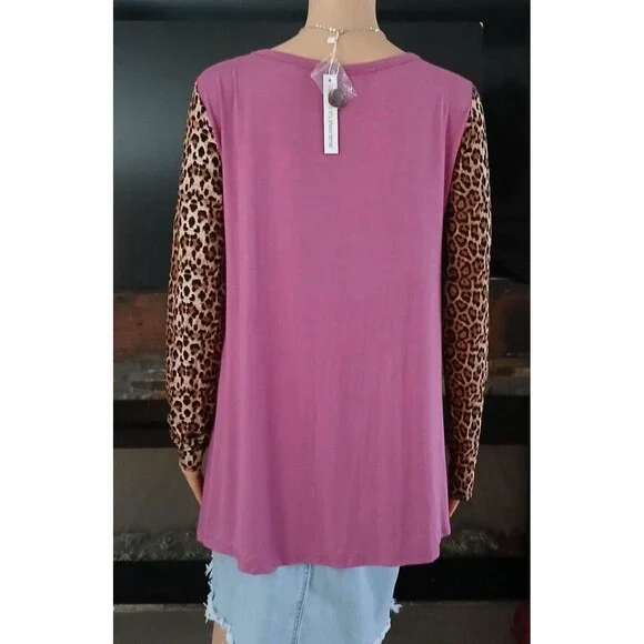 NEW Tunic Top & Necklace Women's LARGE Asymmetrical Blouse Leopard sleeves Flowy - Picture 3 of 13